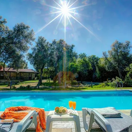 Sleeps 6 Wifi * Pico
