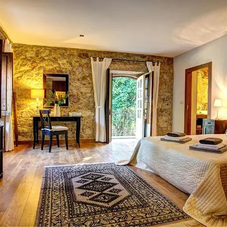 Sleeps 6 Wifi *