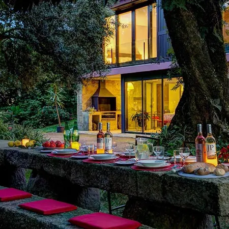 Βίλα Sleeps 6 Wifi
